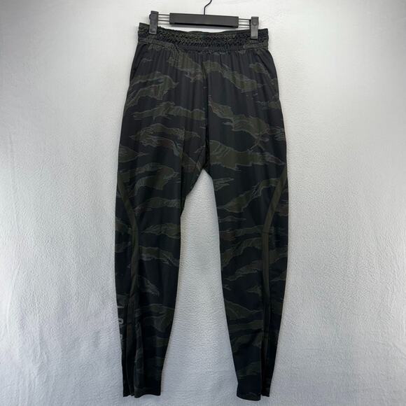 Jordan Brand Sweatpants Men's Medium Black Green Camo Alpha Tapered Jumpman Logo - Picture 1 of 10